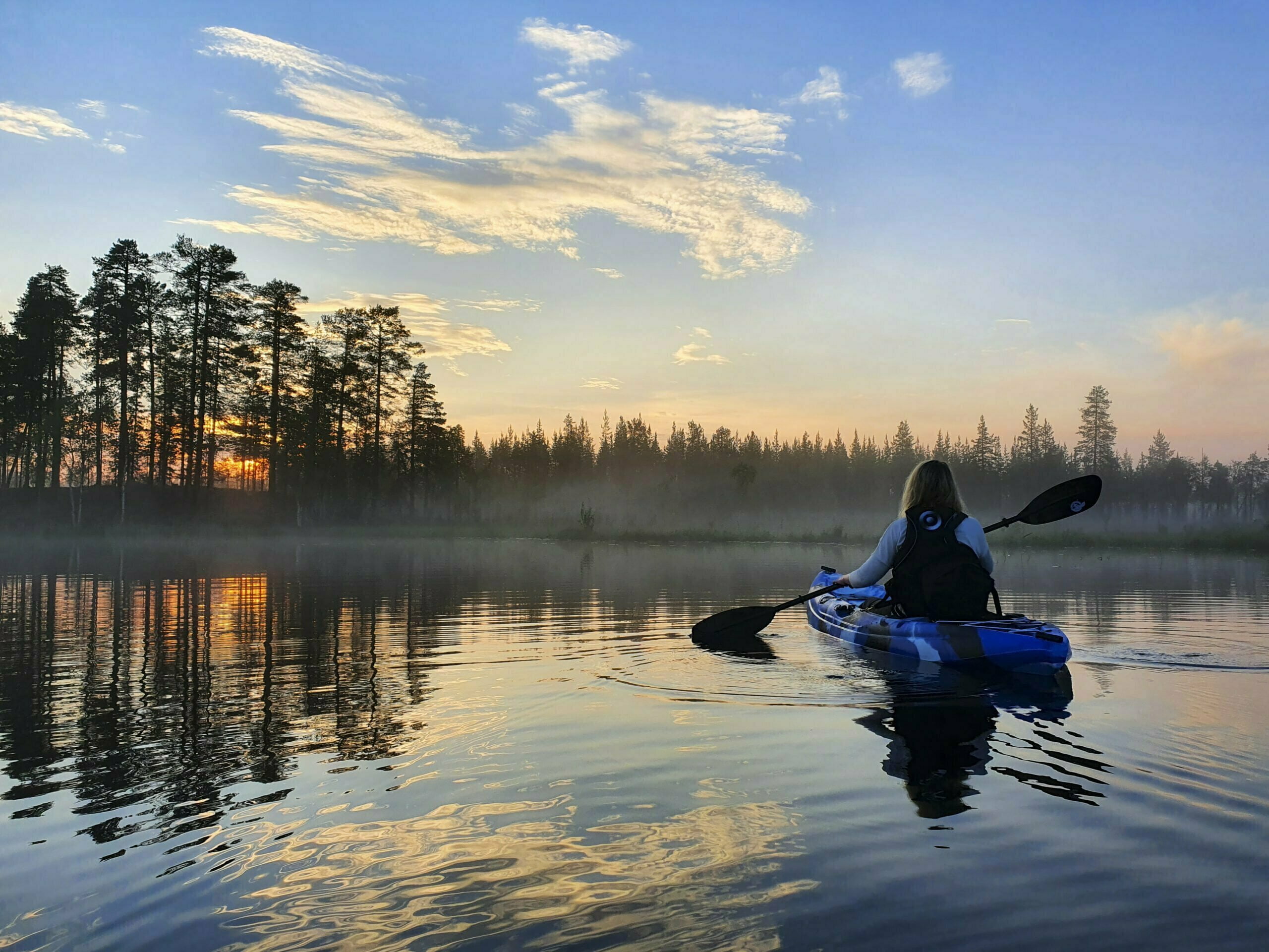 Evening tour in Ruskträsket with canoe or kayak thumbnail